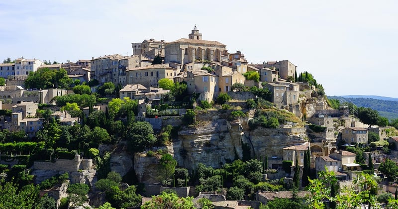 Que faire dans les villages perchés du Luberon : 12 expériences incontournables