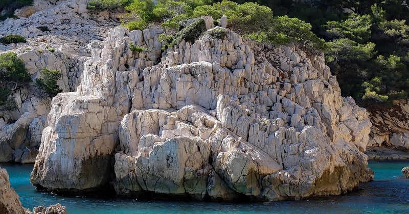 Que faire dans les calanques de Marseille en hiver : 12 idées magiques